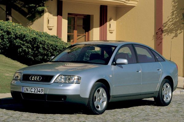Audi A6 1998 photo