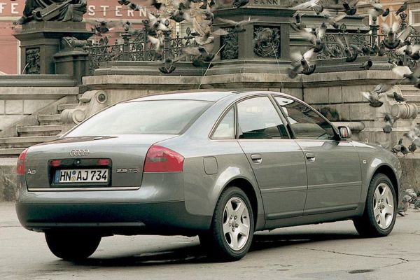 Audi A6 Official