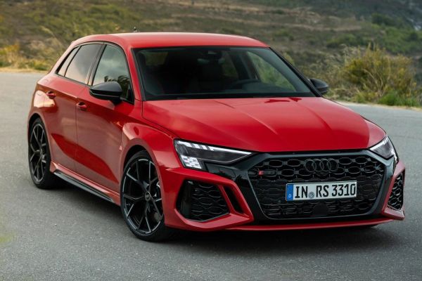 Audi RS3 photo