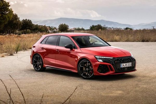 Audi RS3 2022 photo