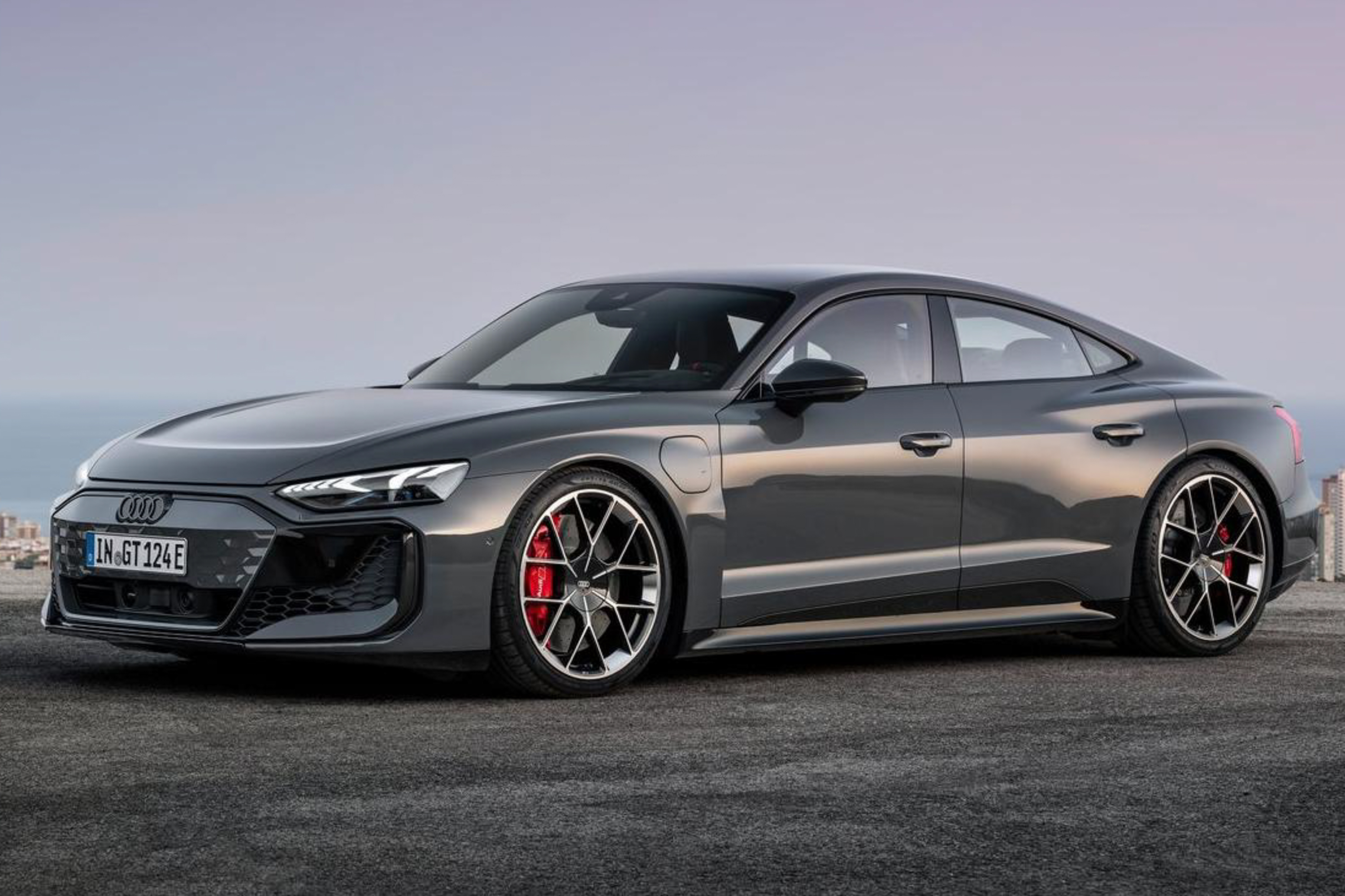 2025 Audi RS e-tron GT public photo