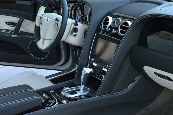 Bentley Flying Spur Official