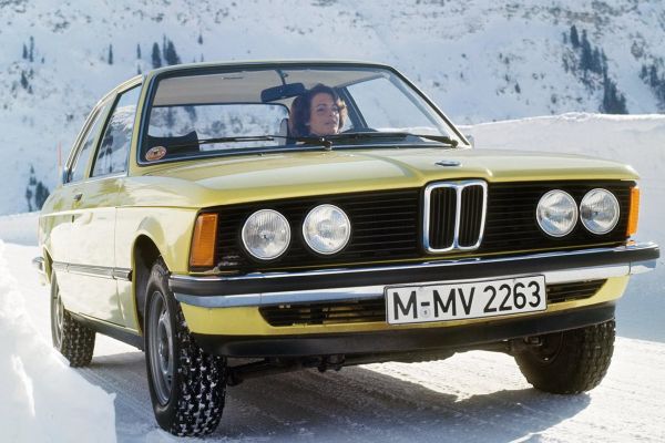 BMW 3 Series 1975 photo