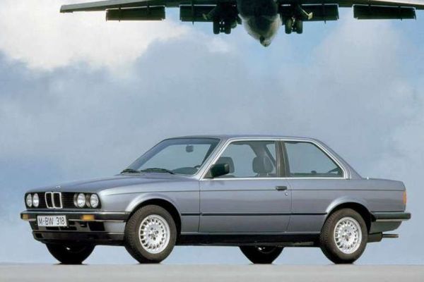 BMW 3 Series 1982 photo