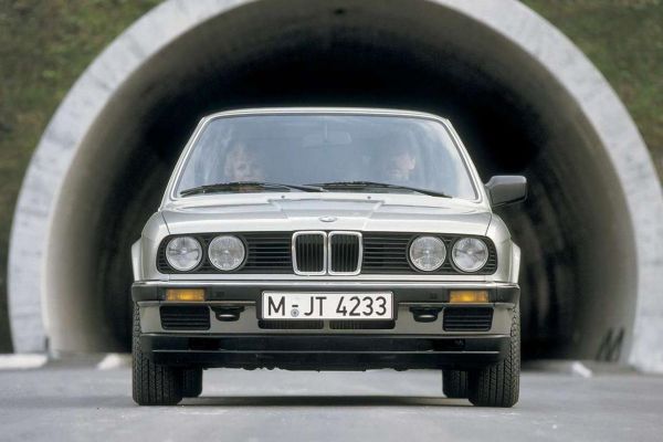 BMW 3 Series 1982 photo