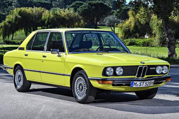 BMW 5 Series 1975 photo