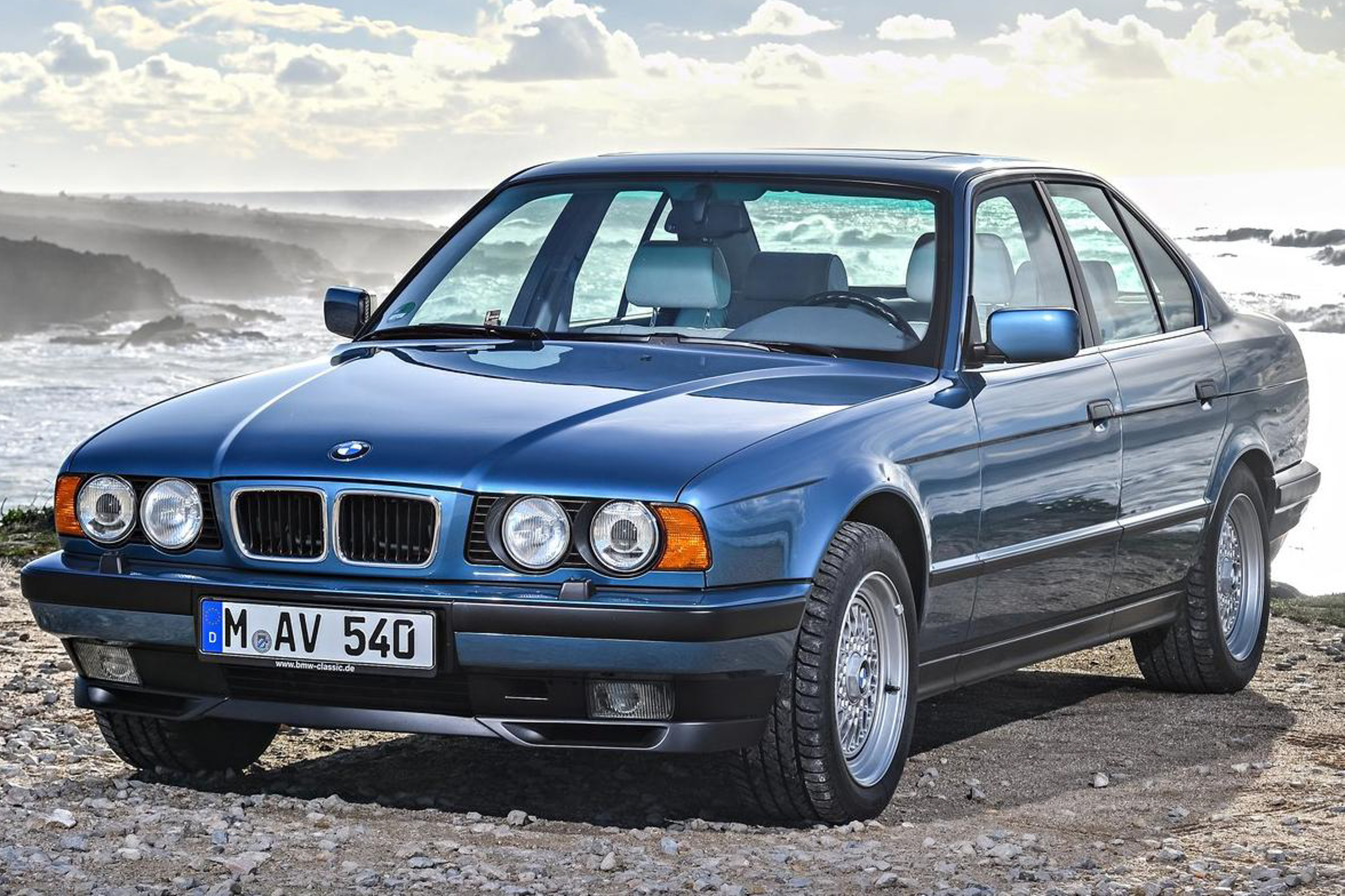 1992 BMW 5 Series public photo
