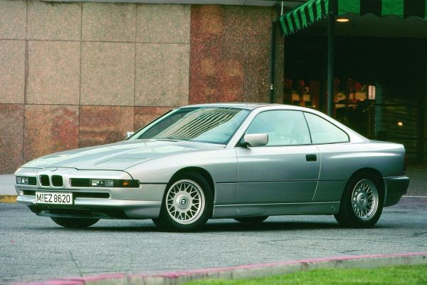 BMW 8 Series Official