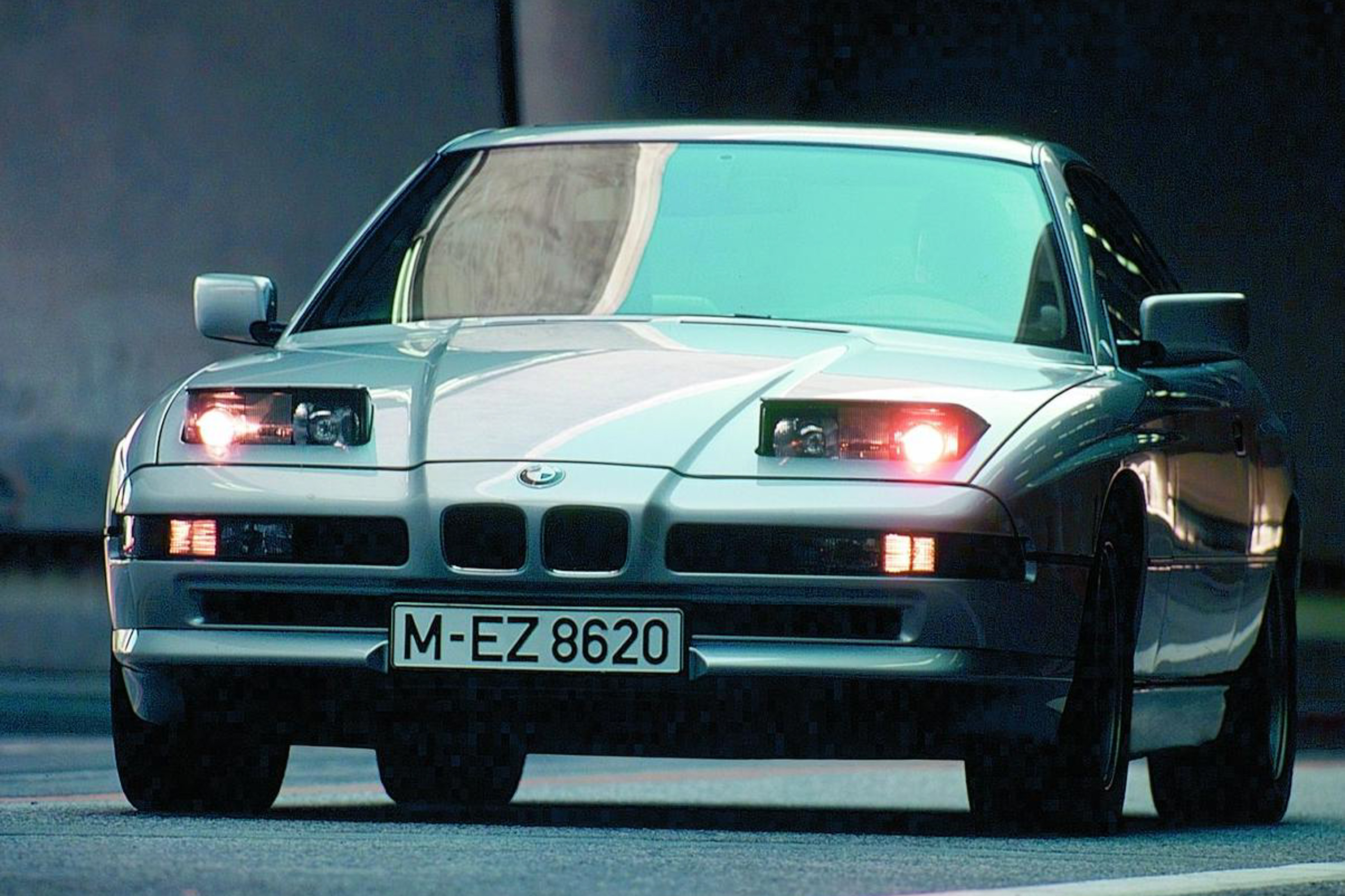 1989 BMW 8 Series public photo