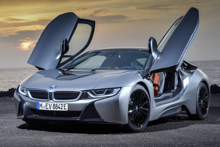 BMW i8 Coupe Review