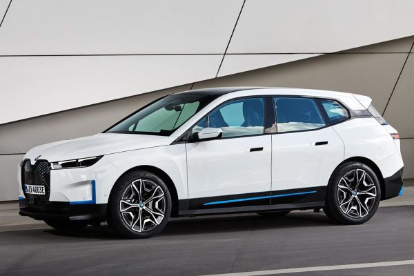 BMW iX Official
