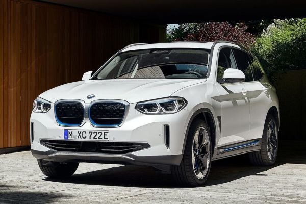 BMW iX3 Official