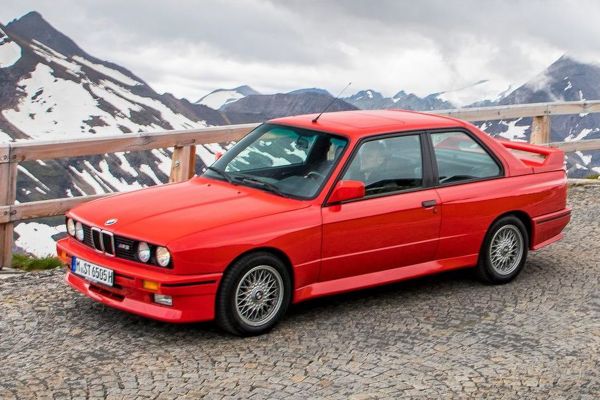 BMW M3 Official