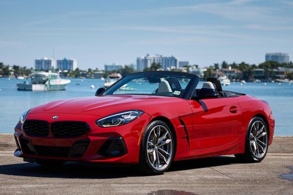 BMW Z4 Official