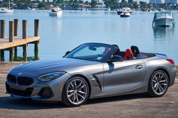 BMW Z4 Official