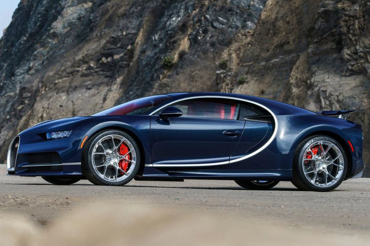 Bugatti Chiron Review