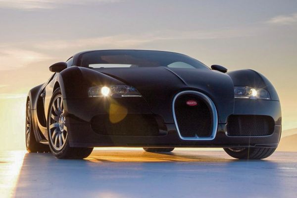 Bugatti Veyron Official