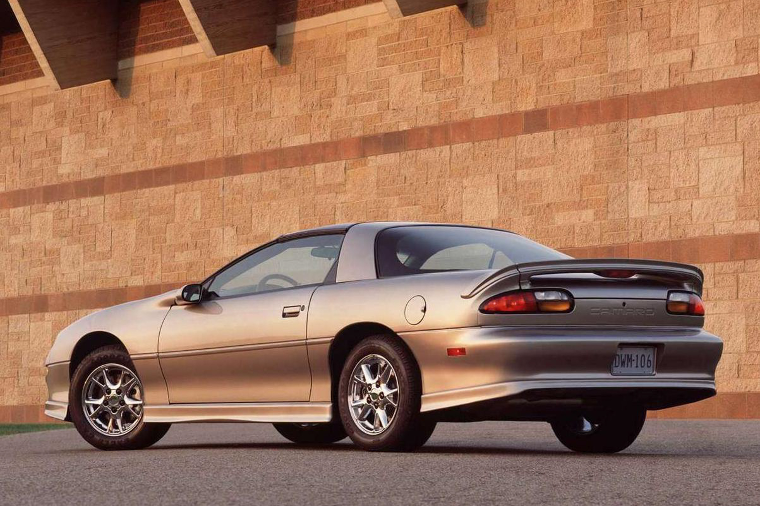 2002 Chevrolet Camaro public photo