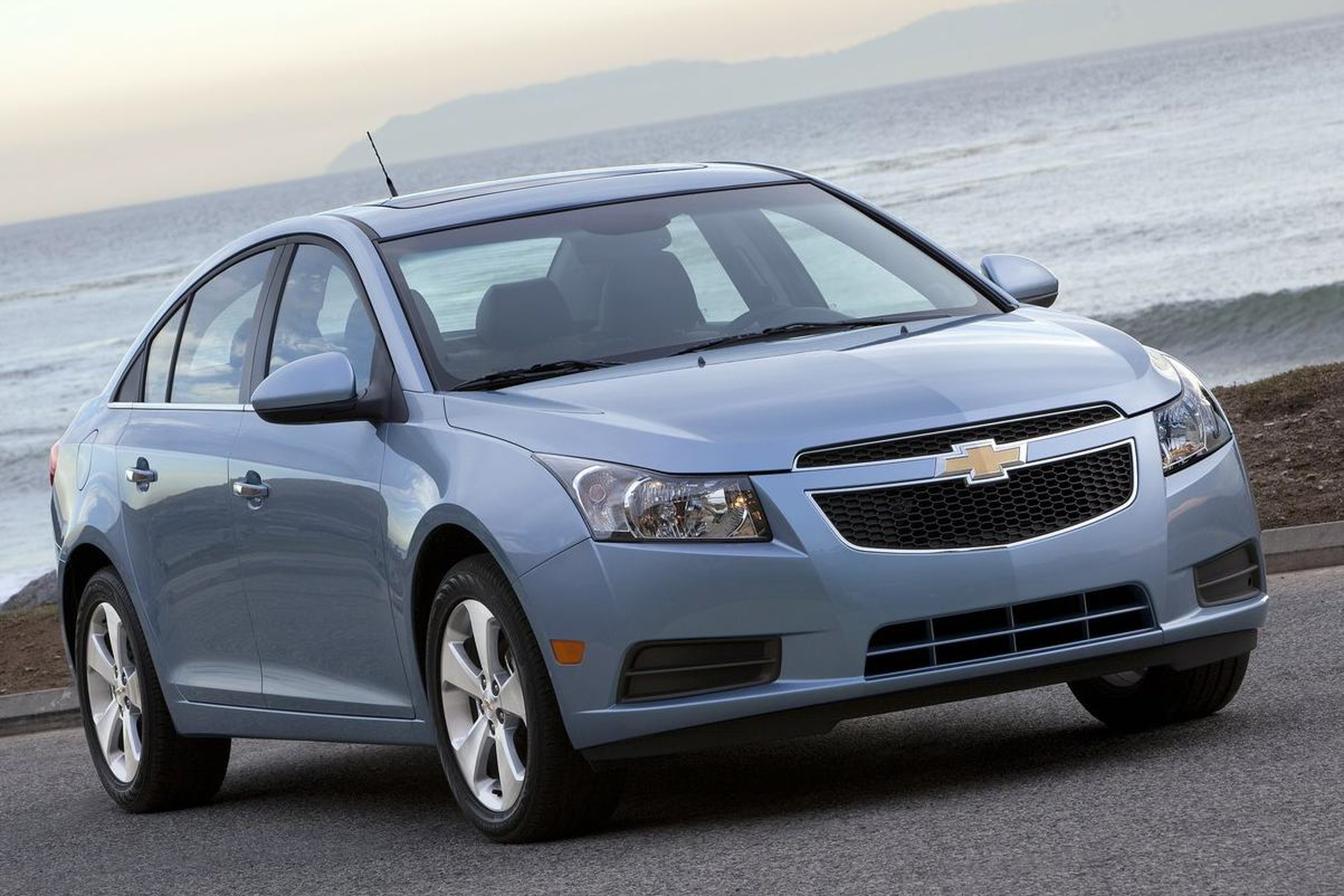 2011 Chevrolet Cruze public photo