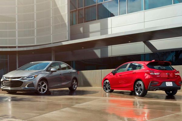 Chevrolet Cruze Official