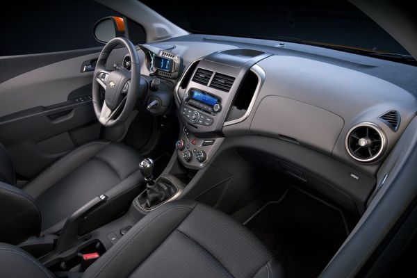 Chevrolet Sonic Official