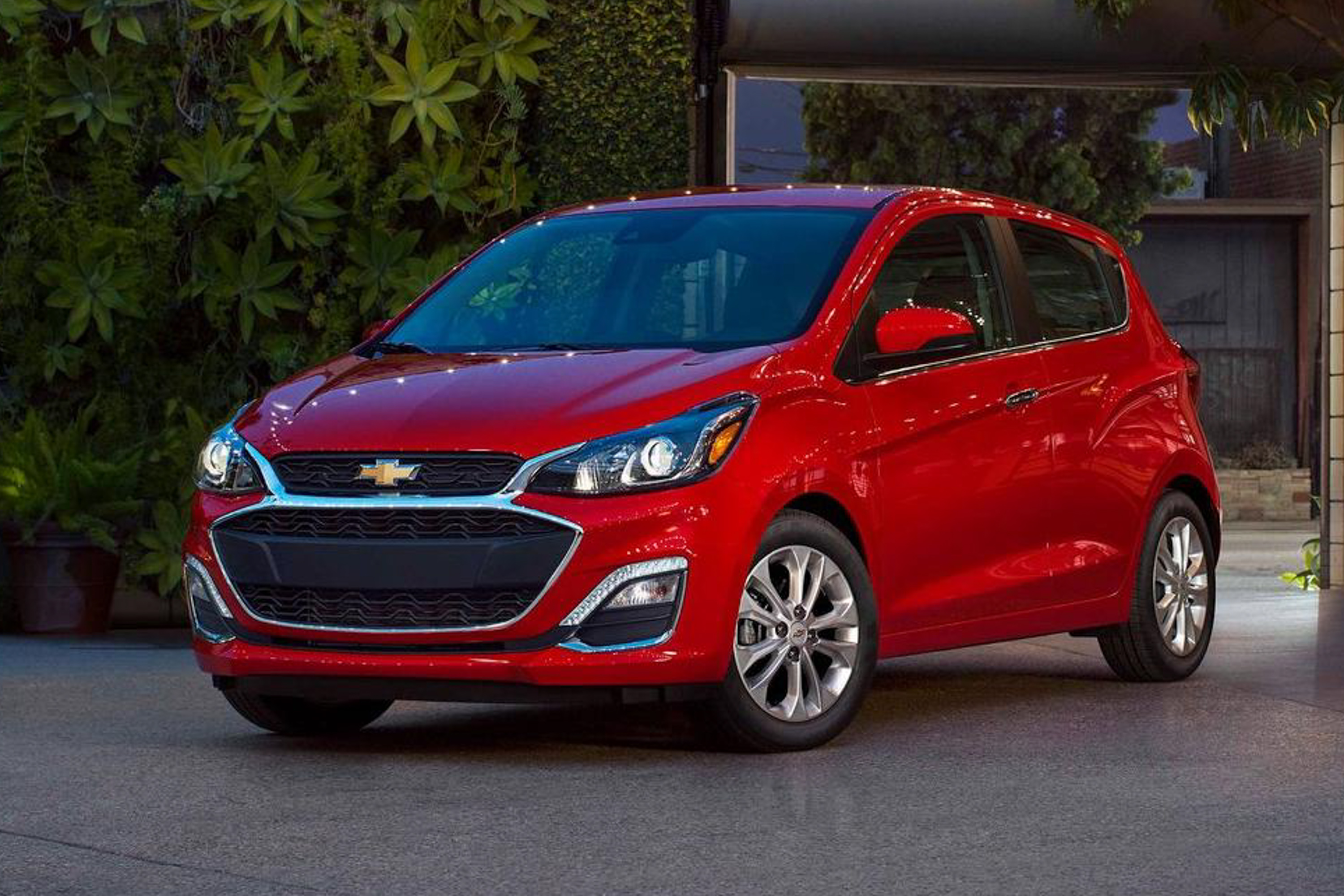2019 Chevrolet Spark 2LT photo