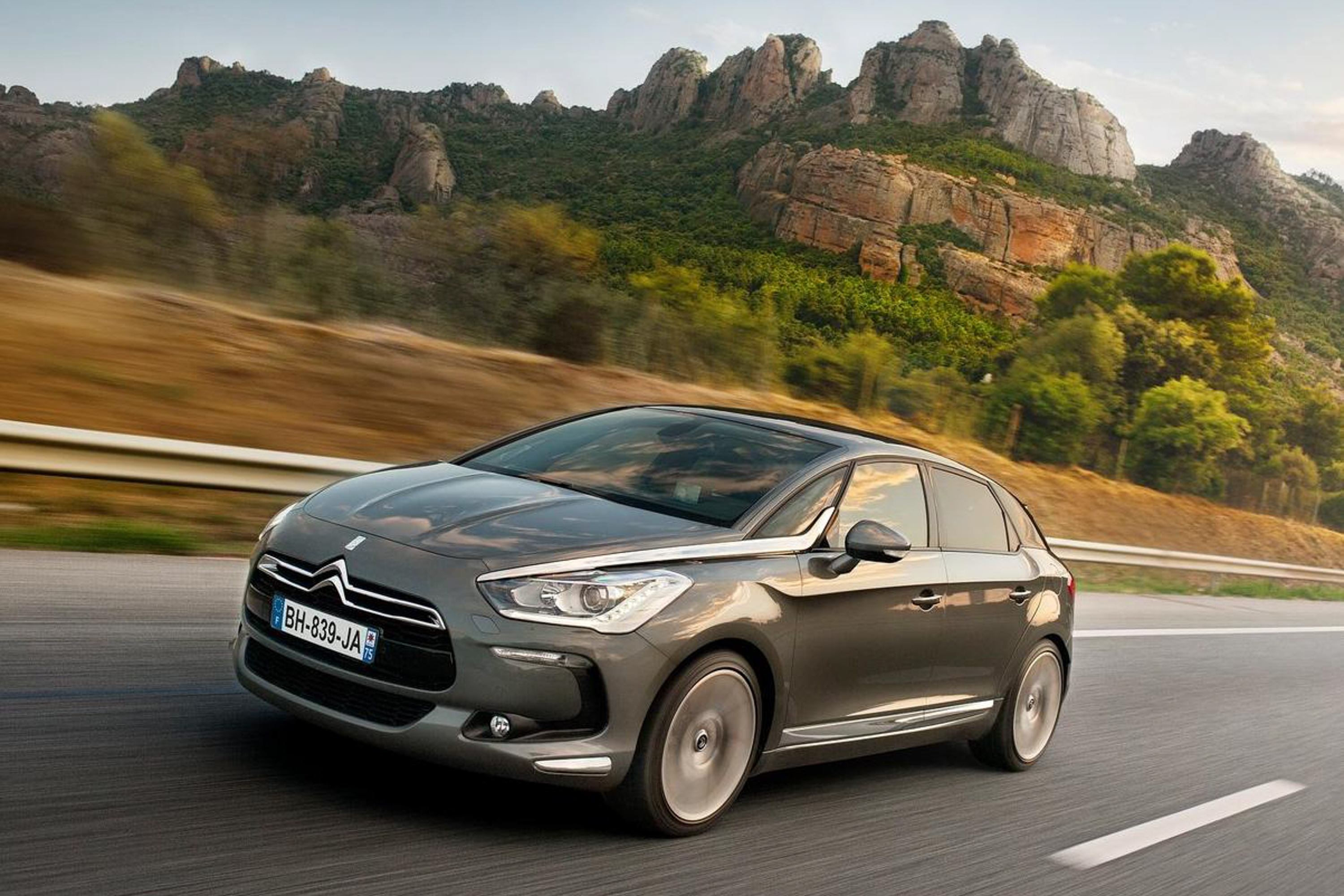 2012 Citroen DS5 public photo