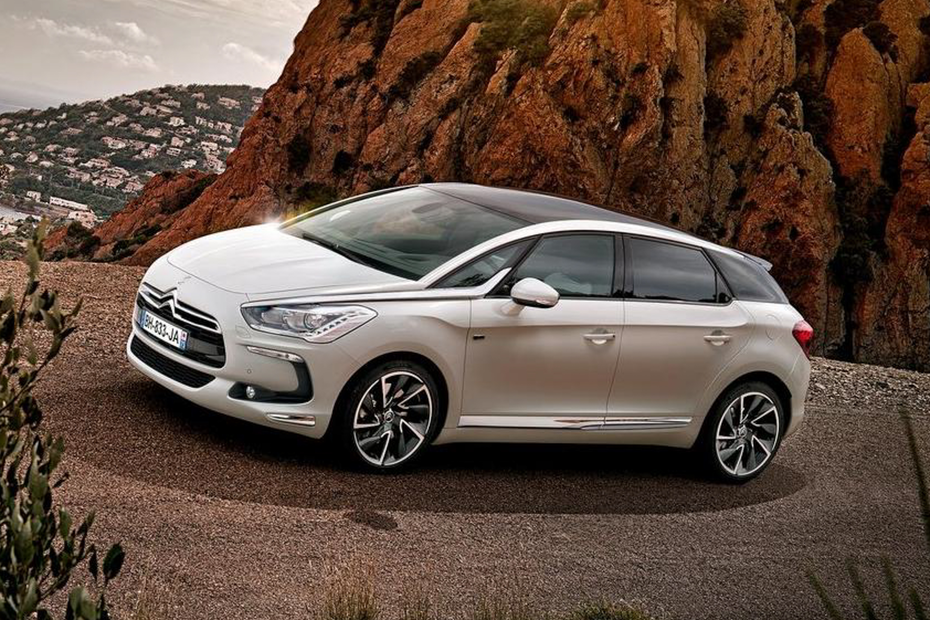 2012 Citroen DS5 public photo