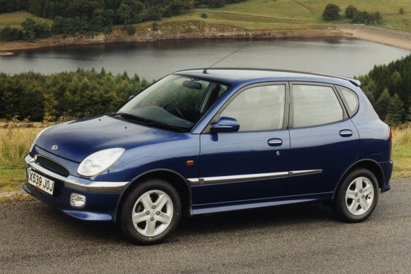 Daihatsu Sirion Official