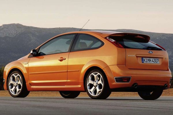 Ford Focus ST Official