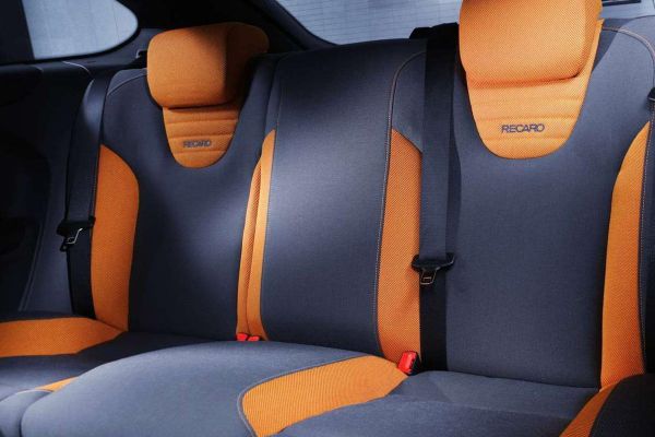 Ford Focus ST Official