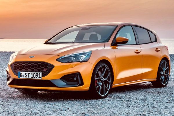 Ford Focus ST Official