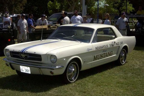 Ford Mustang 1964 photo