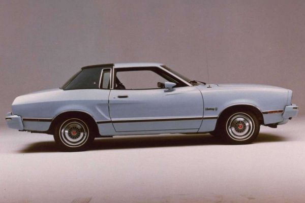 Ford Mustang 1974 photo