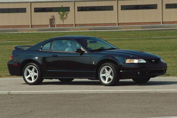 Ford Mustang 1999 photo
