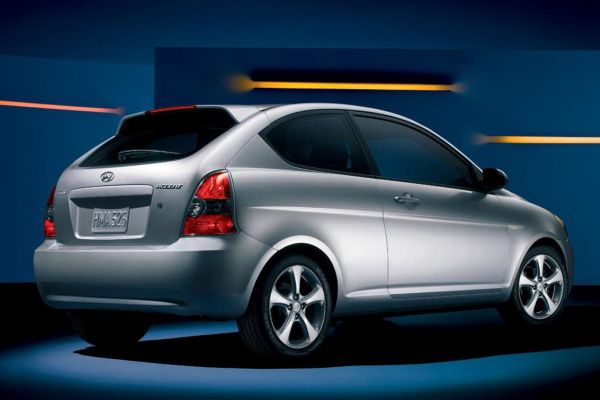 Hyundai Accent Official