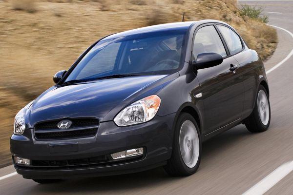 Hyundai Accent Official