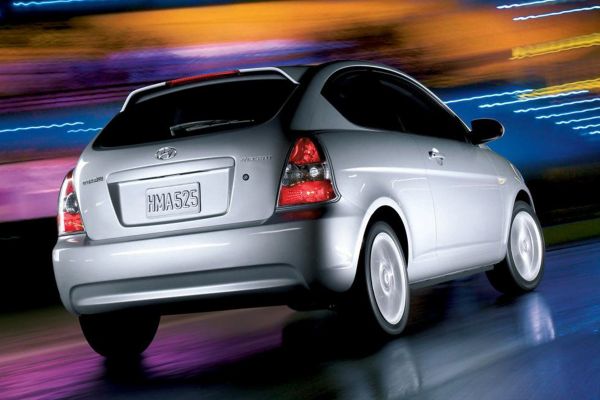 Hyundai Accent Official