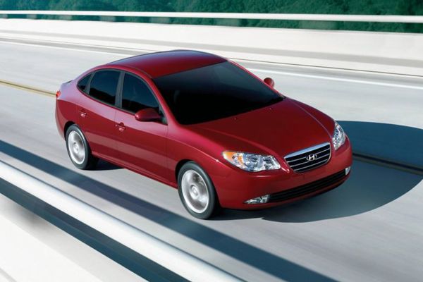 Hyundai Elantra Official