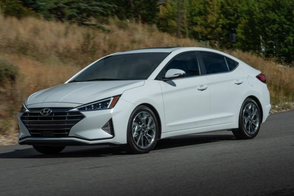 Hyundai Elantra Official