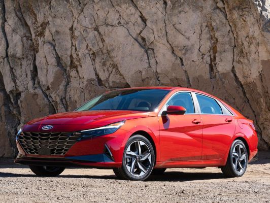 Hyundai Elantra Official