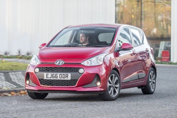 Hyundai i10 Official