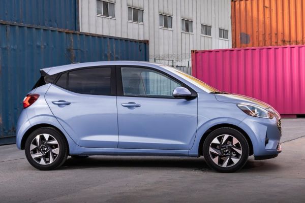 Hyundai i10 Official