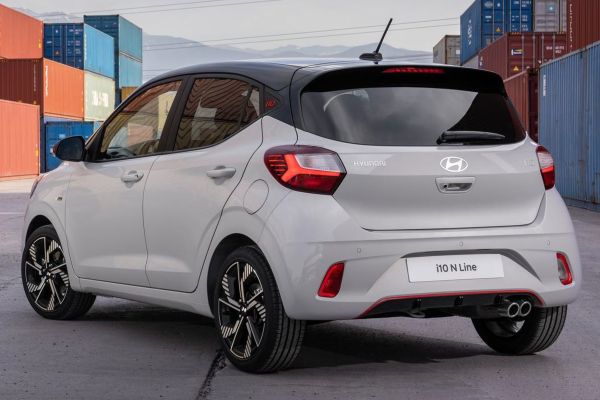 Hyundai i10 Official