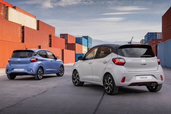 Hyundai i10 Official