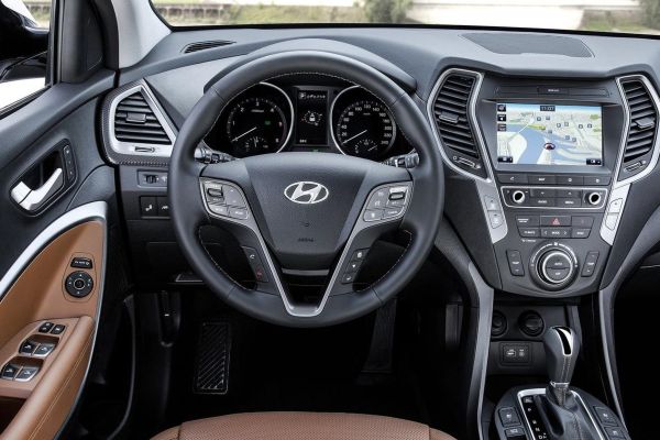 Hyundai Santa Fe 2016 photo