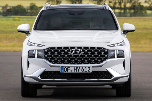Hyundai Santa Fe Official