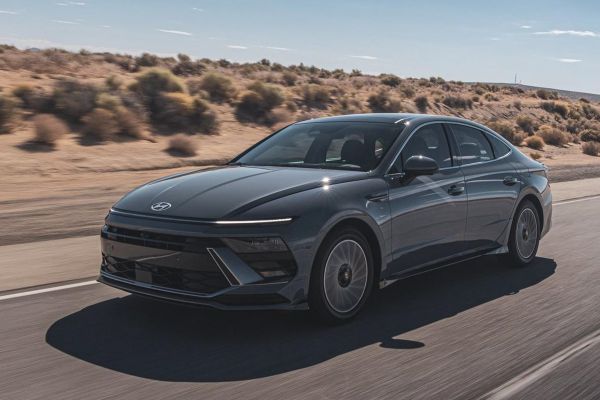 Hyundai Sonata Official