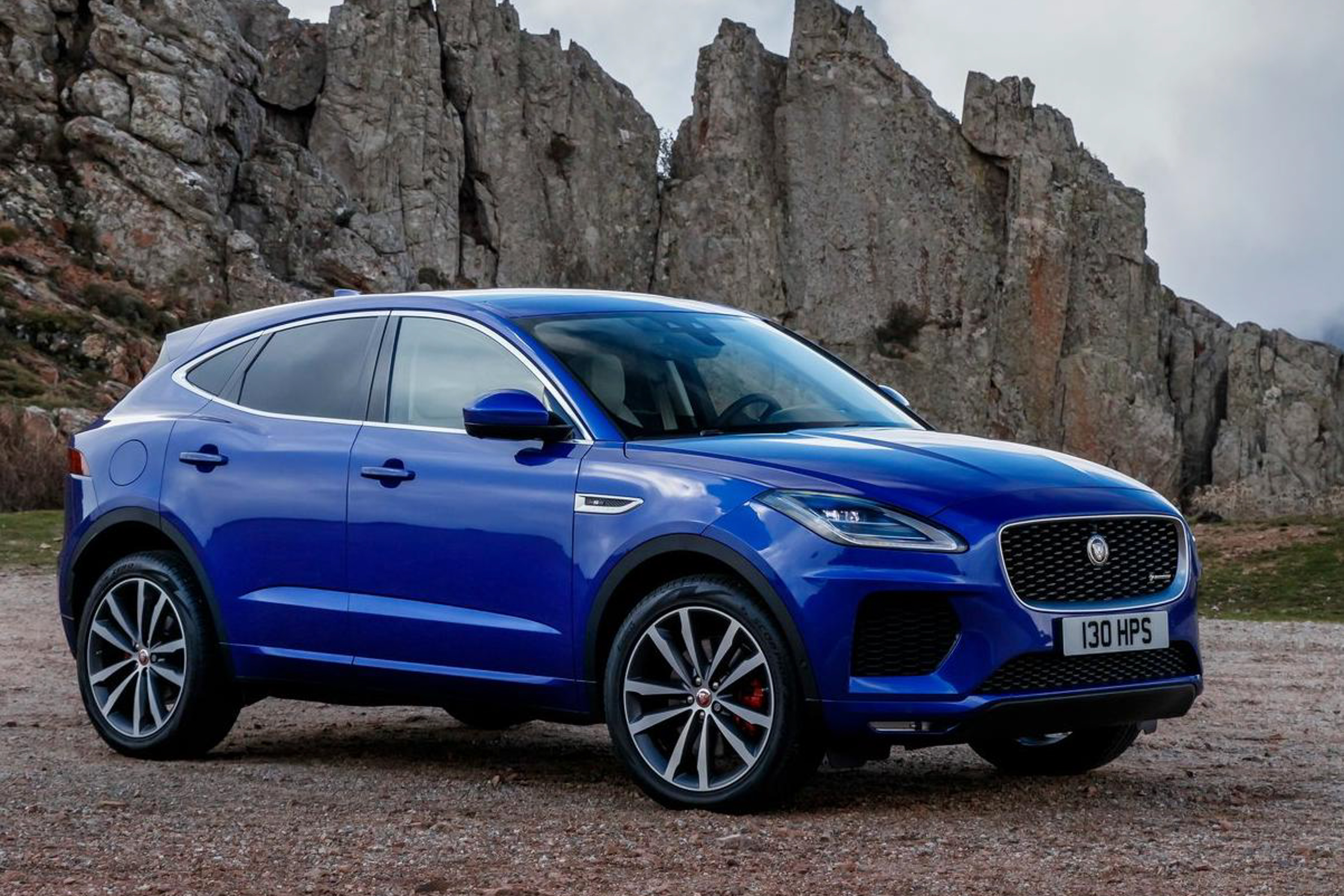 2018 Jaguar E-Pace E-Pace R-Dynamic HSE photo