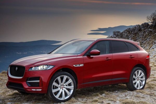 Jaguar F-Pace Official
